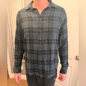 Rails Men's Navy and Black Plaid Shirt